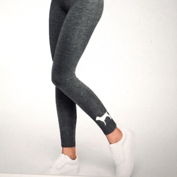 New in packaging PINK Victoria’s Secret Cozy Leggings 78% polyester 22% elastane - Picture 13 of 13